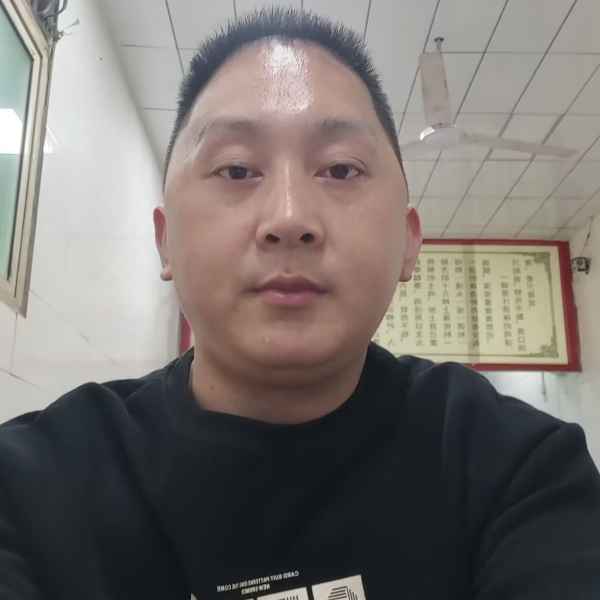 陕西35岁单身帅哥真诚找对象-固原相亲网