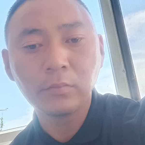 35岁岁内蒙古单身帅哥 - 固原吉缘网